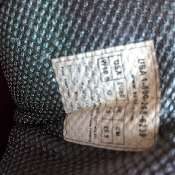 Z Coil shoes - Picture 3 of 3